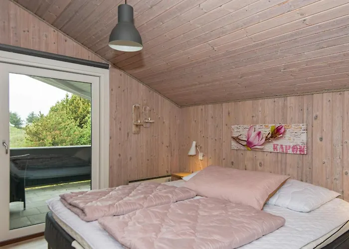 6 Person In Romo Дом отдыха Bolilmark